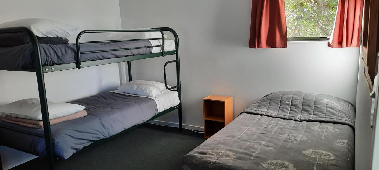 Lake Brunner Country Motel & Holiday Park 모아나 외부 사진